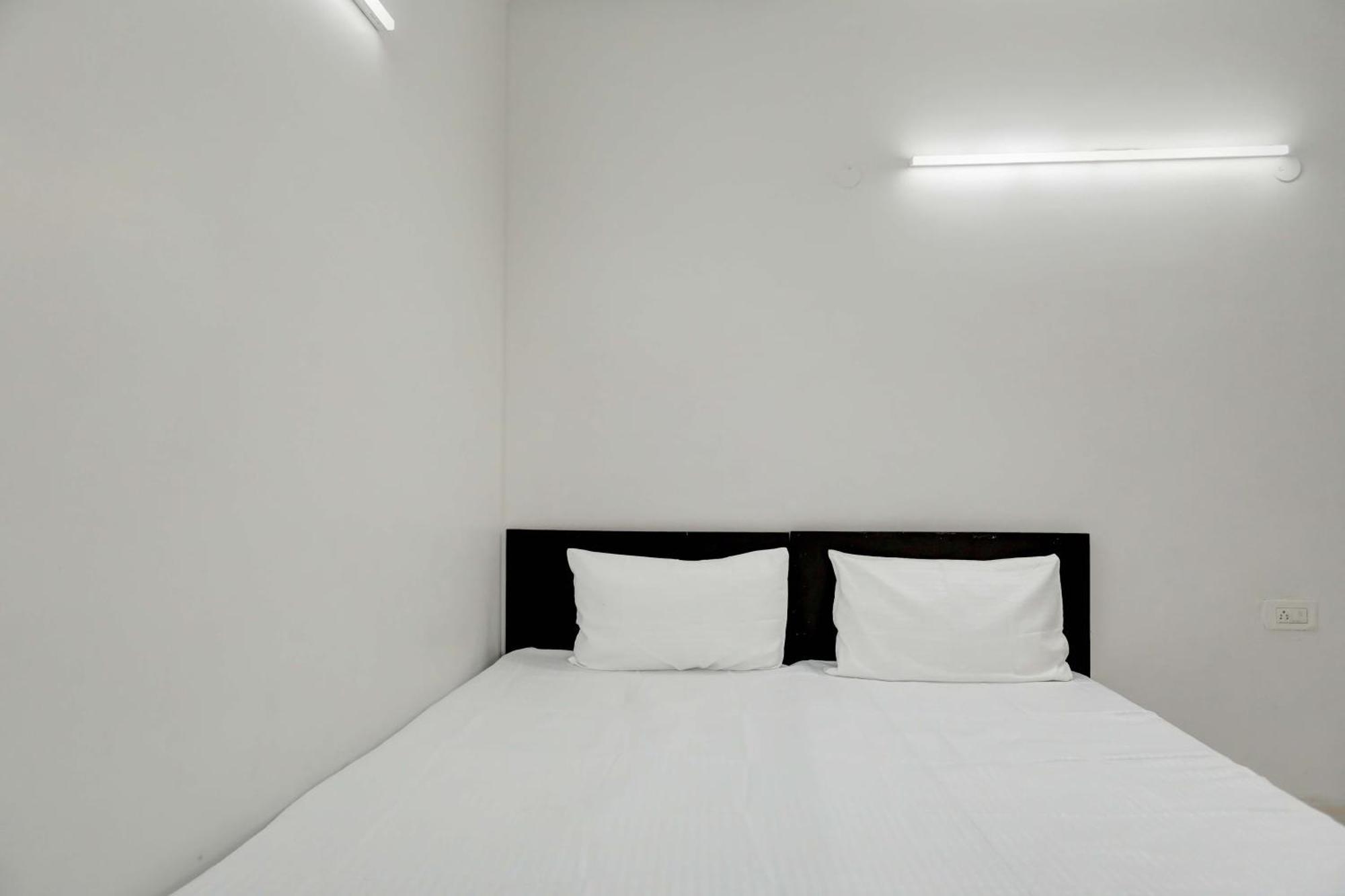 Aashiyana Homes New Delhi Extérieur photo