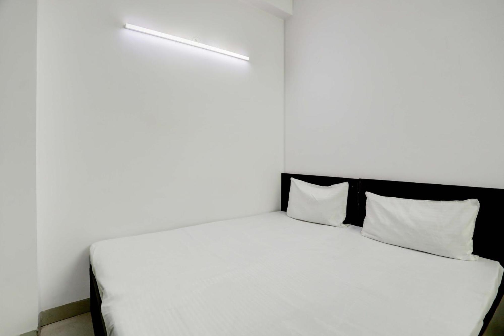 Aashiyana Homes New Delhi Extérieur photo