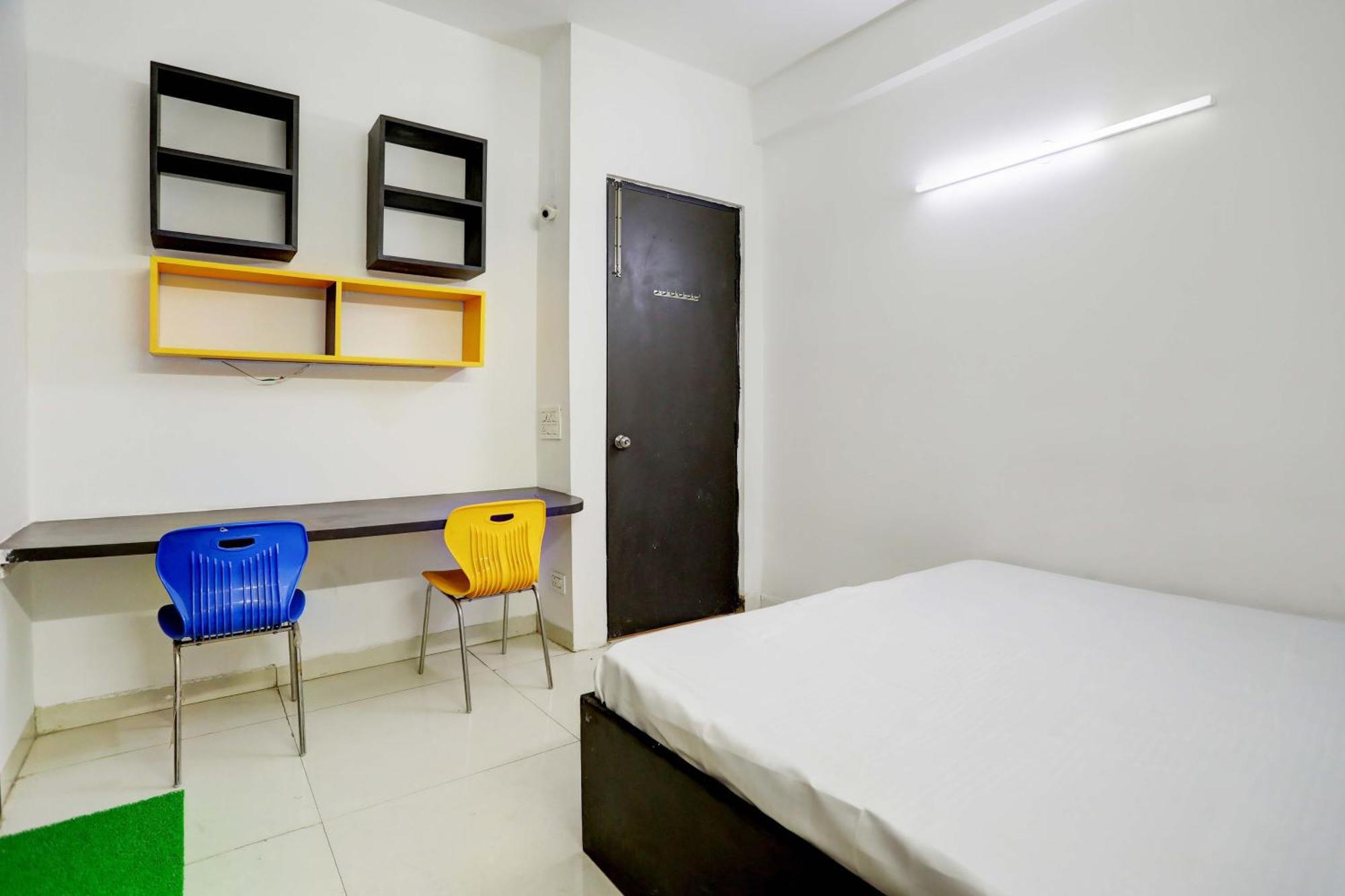 Aashiyana Homes New Delhi Extérieur photo