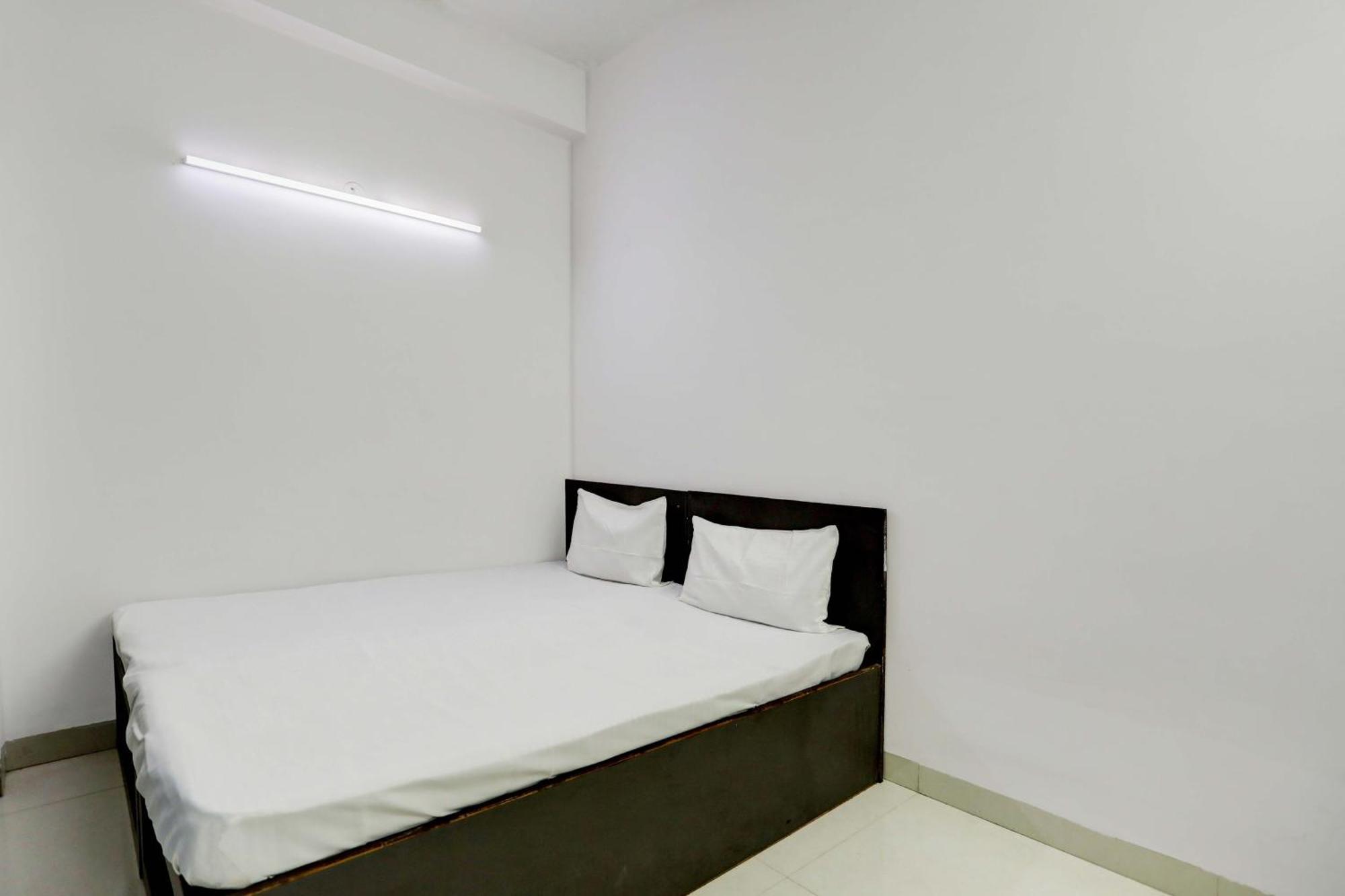 Aashiyana Homes New Delhi Extérieur photo